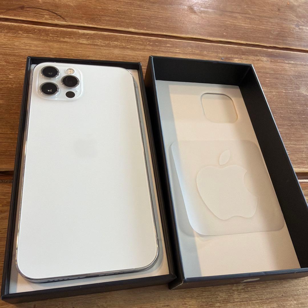 iPhone12 pro ホワイト