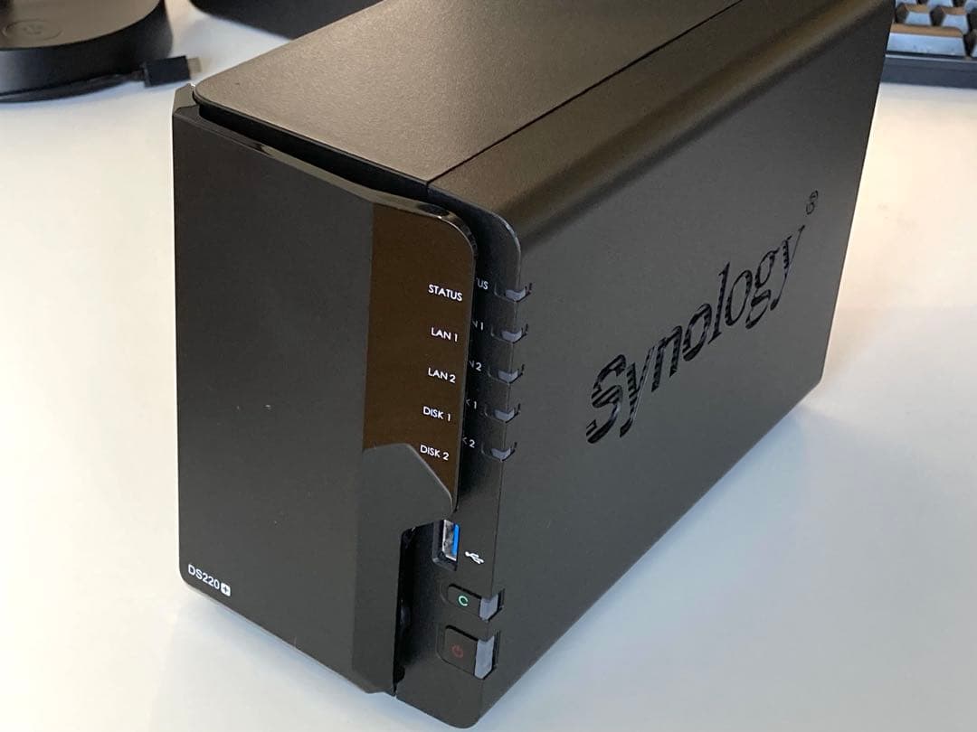 外付けハードディスク・ドライブ Synology DS220+