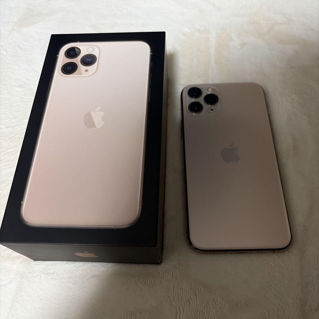 美品　iPhone 11Pro