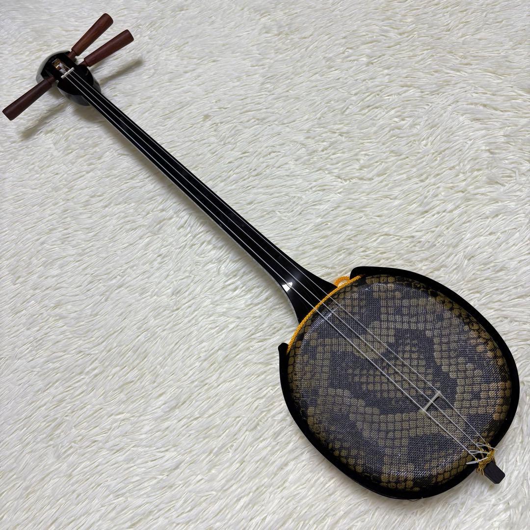 美品　沖縄三線 蛇皮　合皮　工四合 初心者 入門者 ソフトケース付　付属品多数