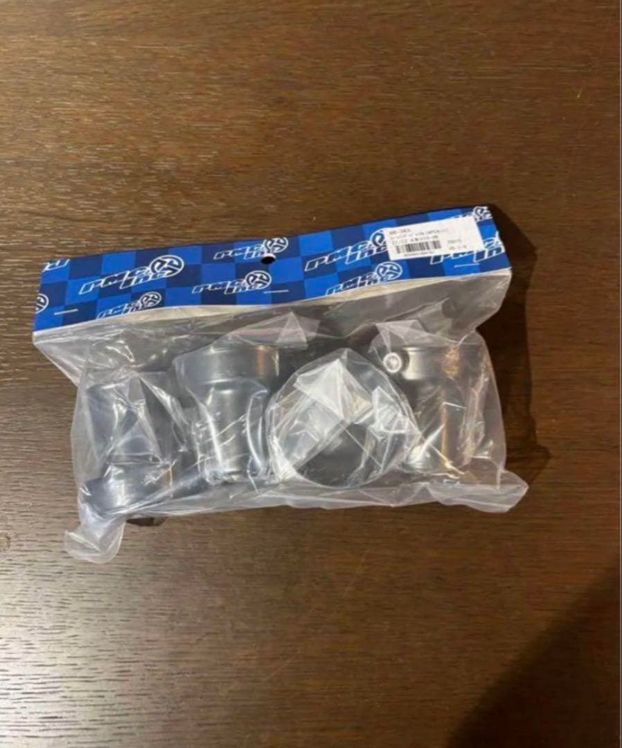 送料込み新品未使用　PMC製　Z1Z2 4本マフラー用レーシングバッフル