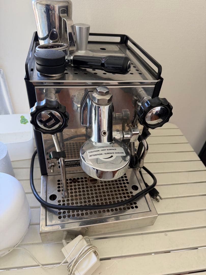 Rocket appartmentoロケットエスプレッソマシン ボッタムレス付き