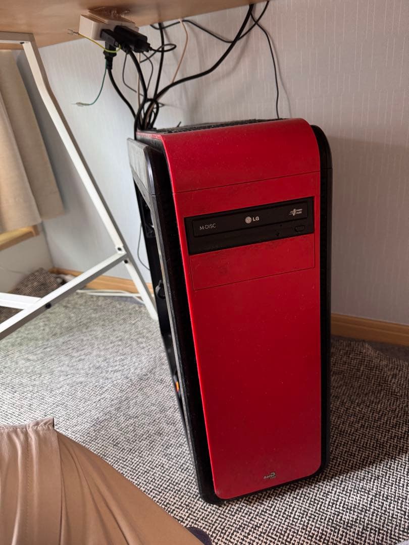 引っ越しのため、使わなくなったデスクトップPCをお譲りします