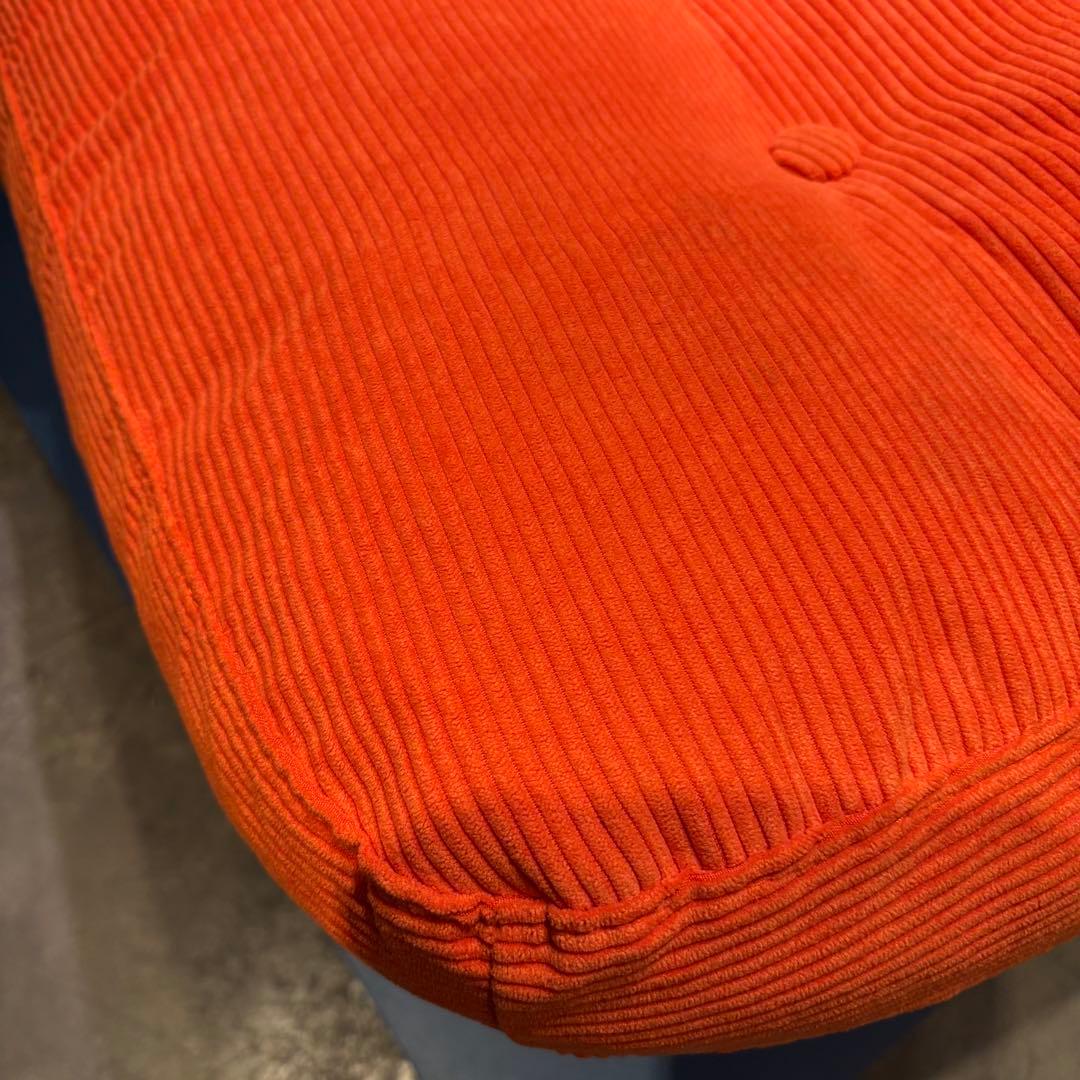 【『新品□未開封』】ディヴリンゲ IKEA 回転パーソナルチェア オレンジ