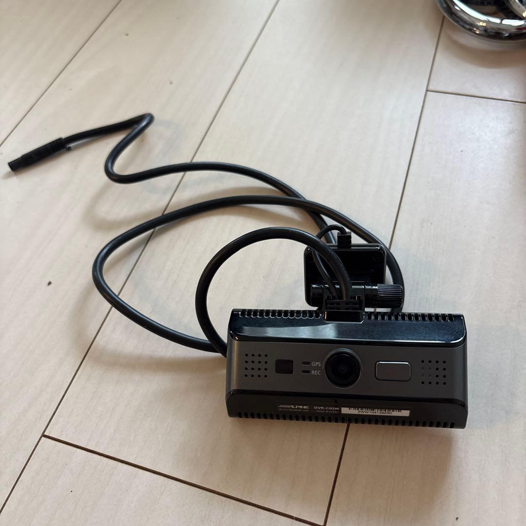 ALPINE DVR-C02W ドライブレコーダー　アルパイン　ハイエース4型後