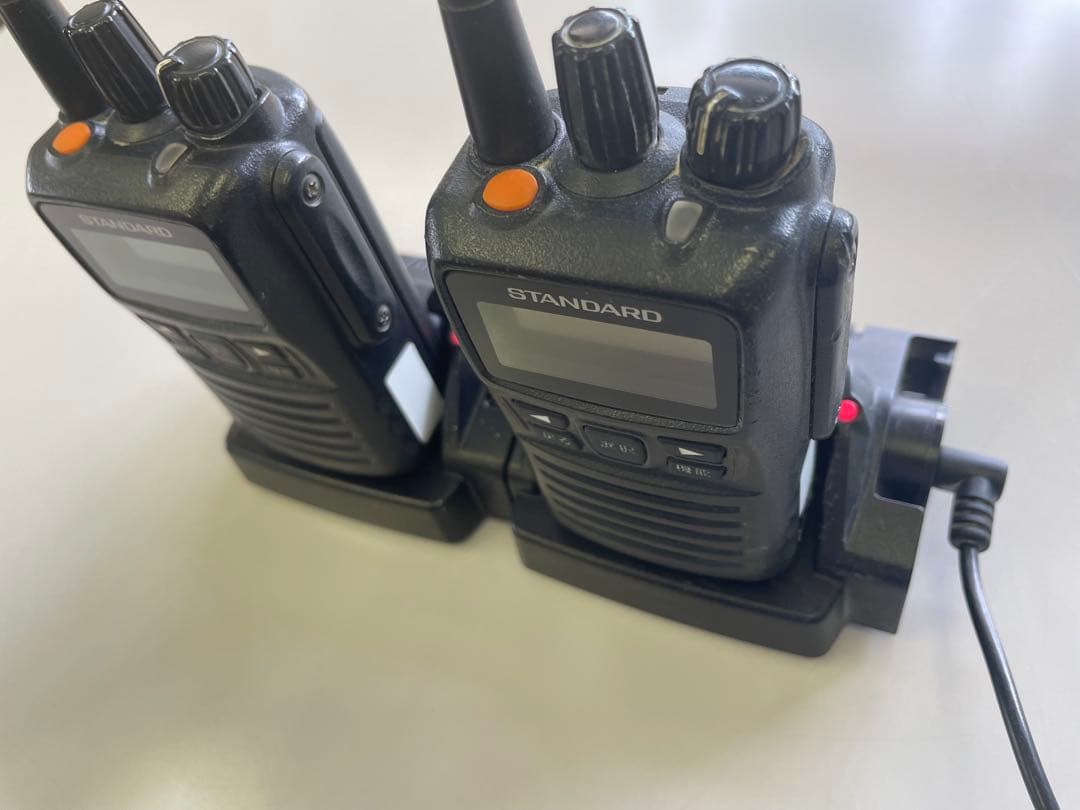 k*i様 スタンダード製デジタル簡易無線機　免許局VXD450U 2台セット