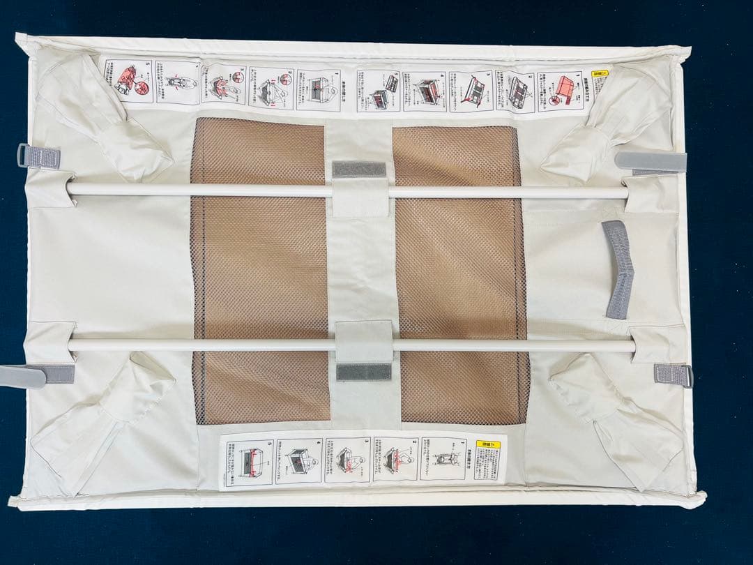 アップリカ　ココネルエアー　折りたたみベビーベッド