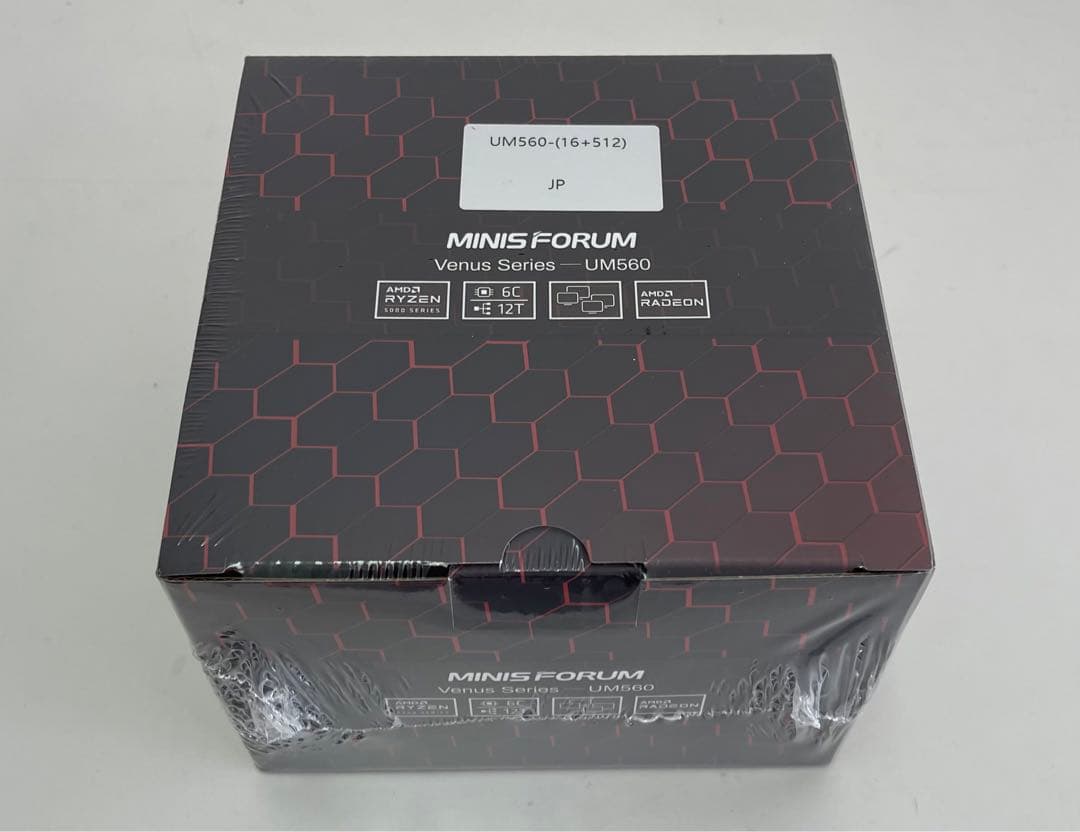 MINISFORUM / UM560 16GBメモリ/512GB SSD