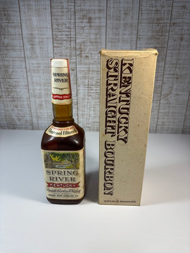 SPRING  ストレートバーボンウイスキー