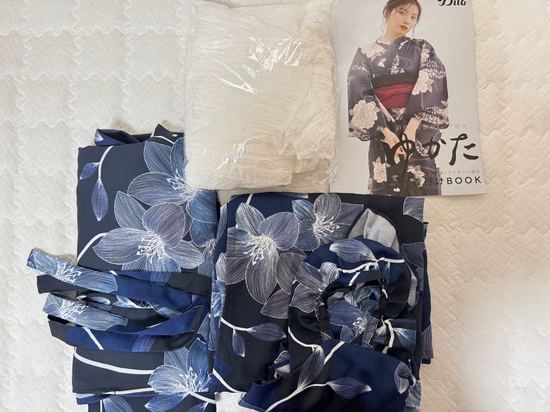 Dita ワンピース浴衣3点セット(ゆかた・帯・着付け本) 夏夜の百合しらべ