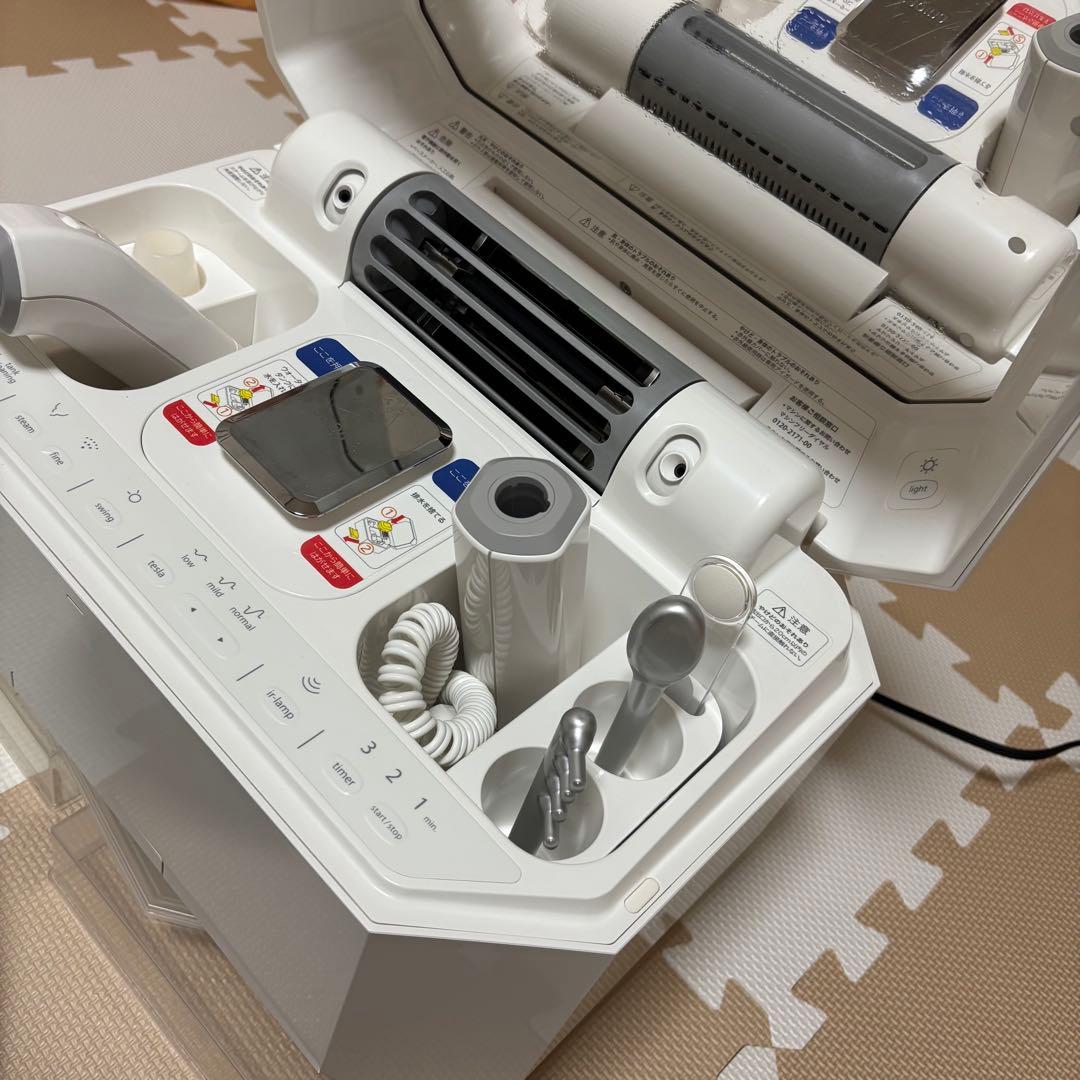 【美品・保証書有り】フヨウ サキナ エステマシン ルルシェ LEDライト付き