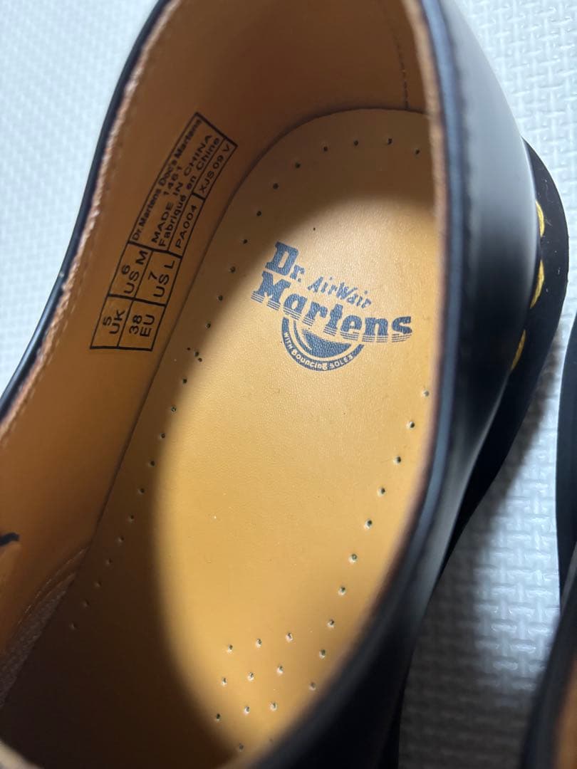 Dr. Martens ドクターマーチン ブラック レースアップシューズ