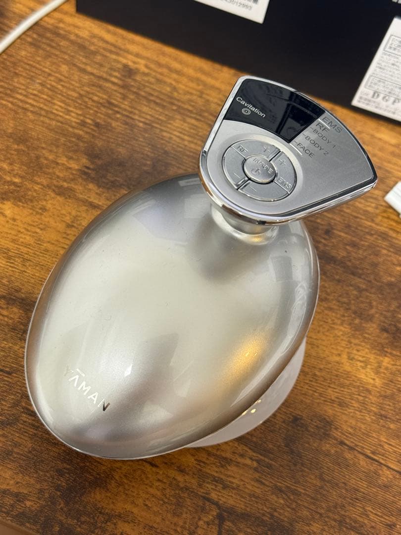 ヤーマン サロン専売家庭用美顔器 キャビスパ プレステージ for Salon