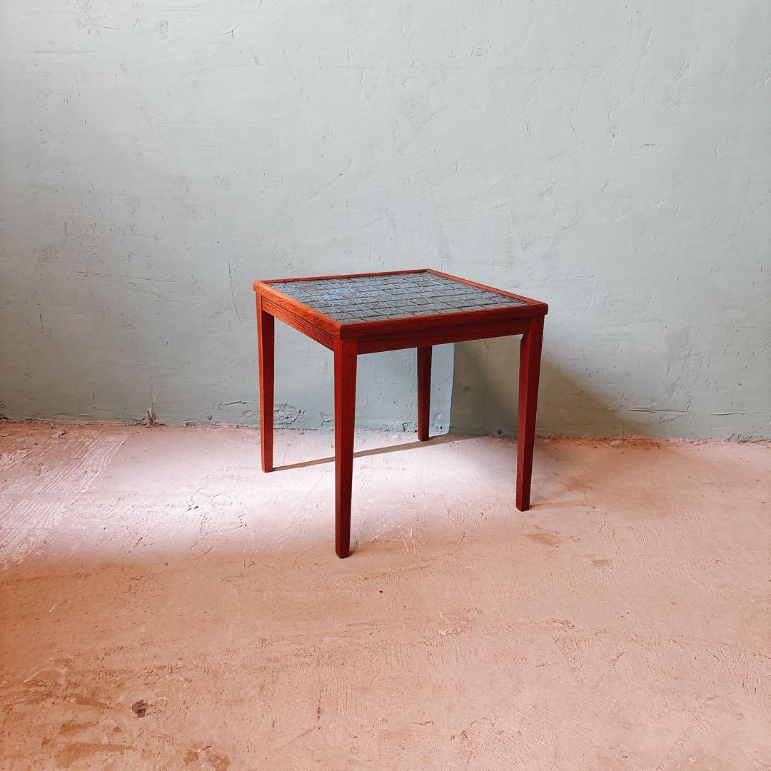 デンマーク　チーク材　タイルトップ　サイドテーブル　北欧家具　北欧ビンテージ