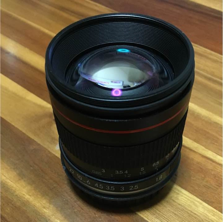 Canon  EFマウント対応単焦点レンズ