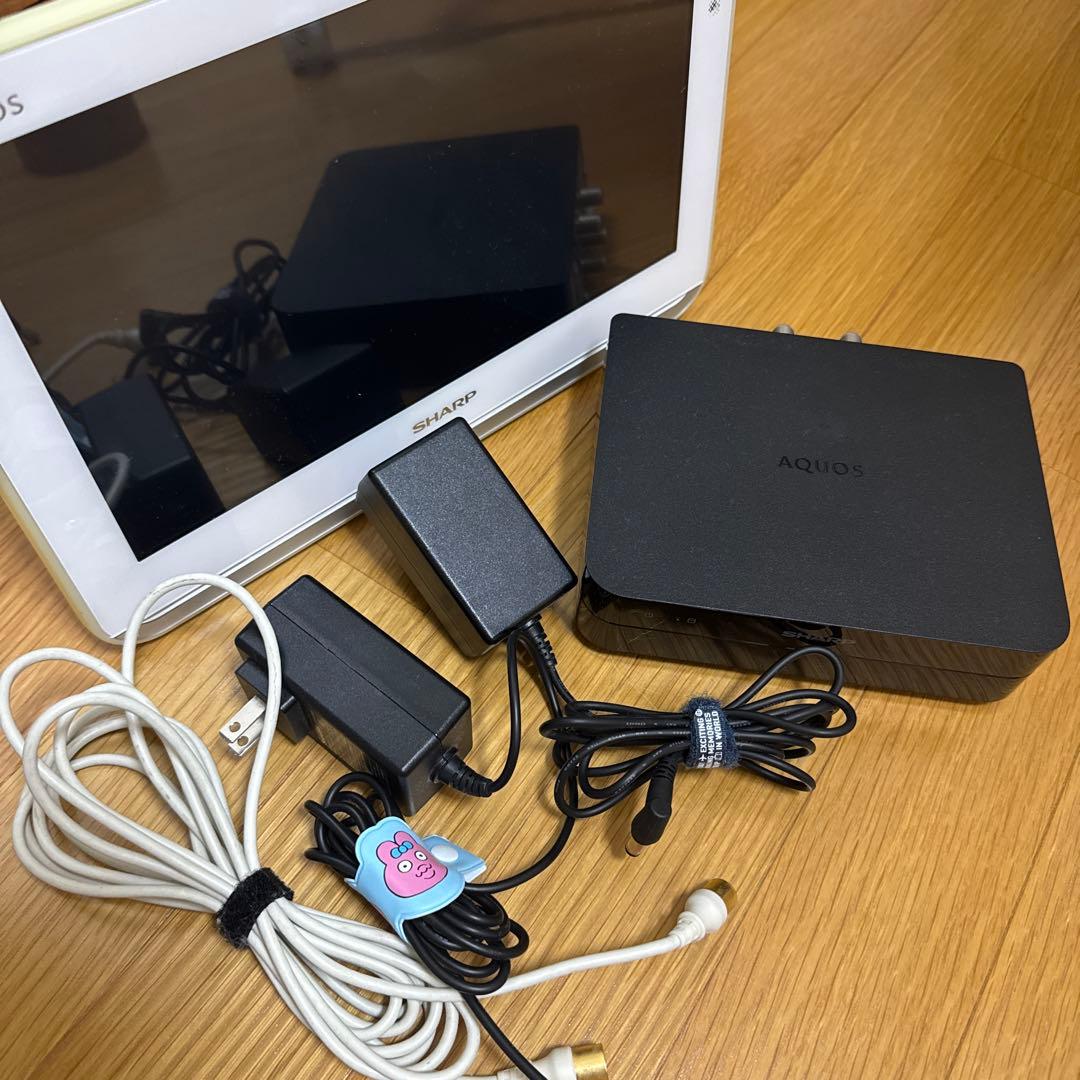 【美品】SHARP 2T-C12AP-W ポータブルテレビ 2019年製 防水