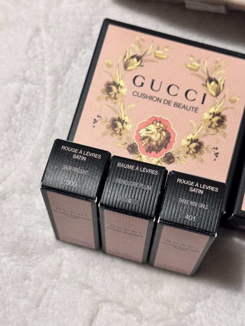 a*9様 Gucciリップ３本クッションファンデーションフェイスパウダートート計