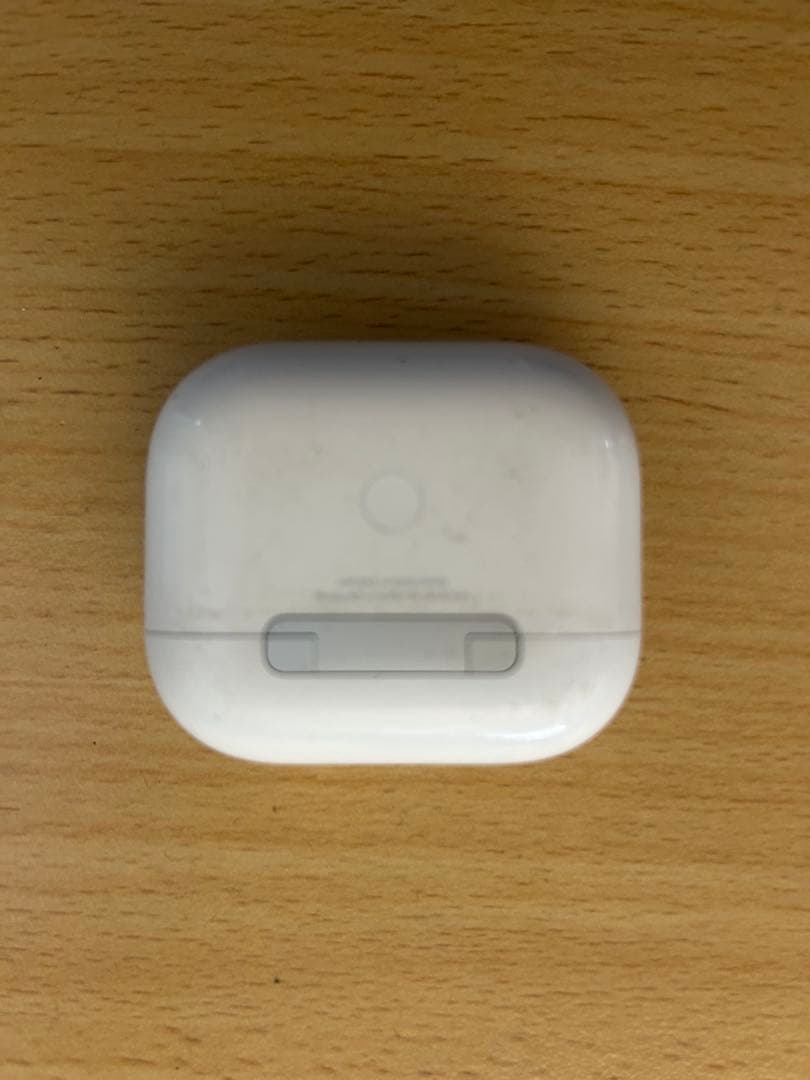 AirPods 第三世代ワイヤレスイヤホン 本体 充電ケース付き