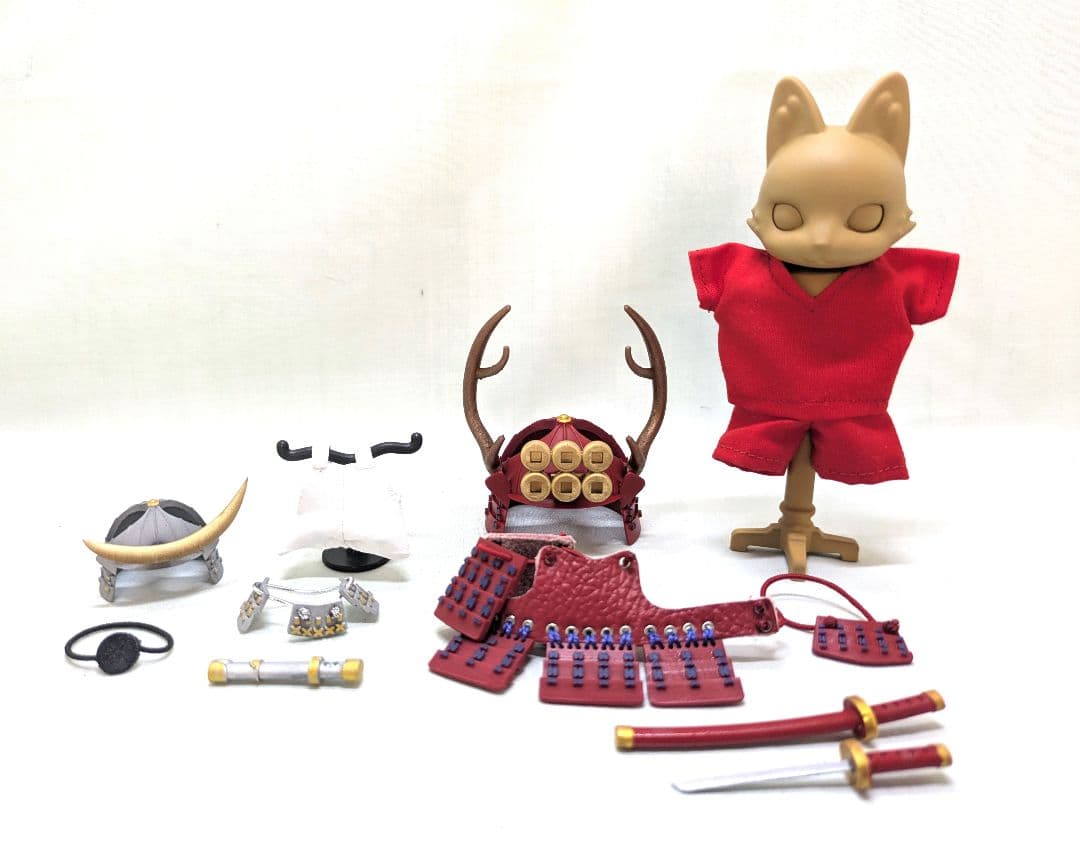 kei様ミニチュアドール用　甲冑（約8cmドールサイズ）