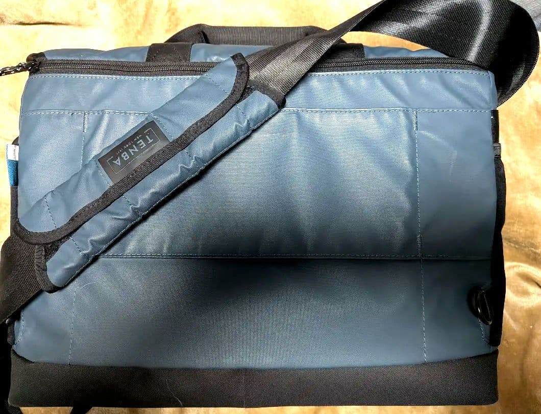 TENBA DNA 16 スリムメッセンジャー638-575