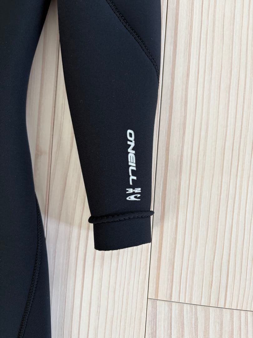 O'NEILL ブラック フルスーツ