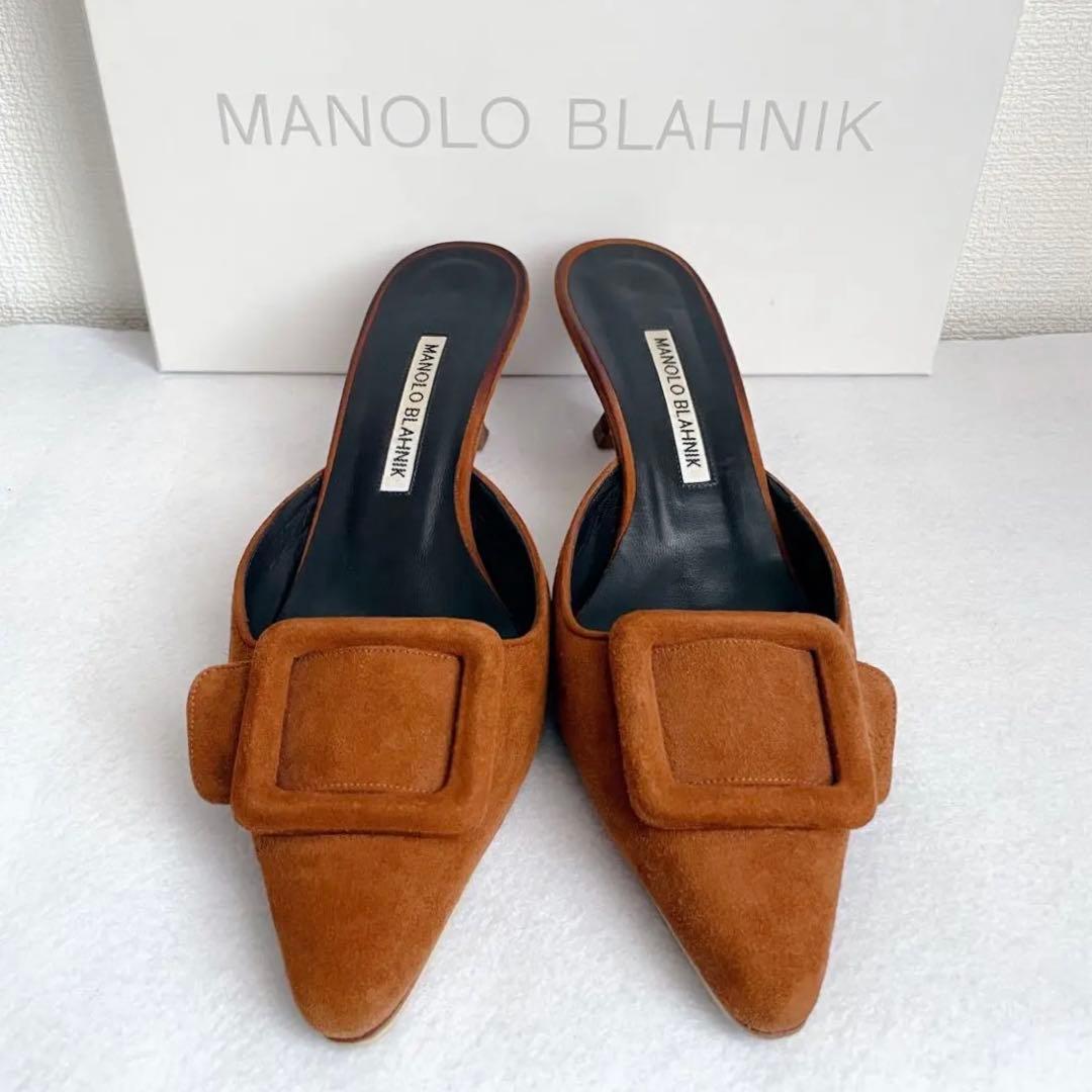 【美品】マノロブラニク 大人気 メイセール バックルディテールミュール　24.5