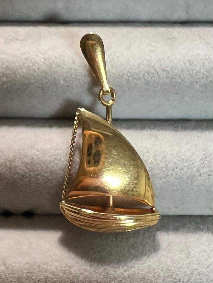 18k 船　ペンダントトップYG1.29g