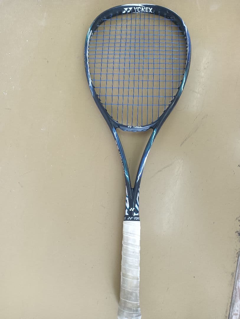 YONEX ボルトレイジ5v