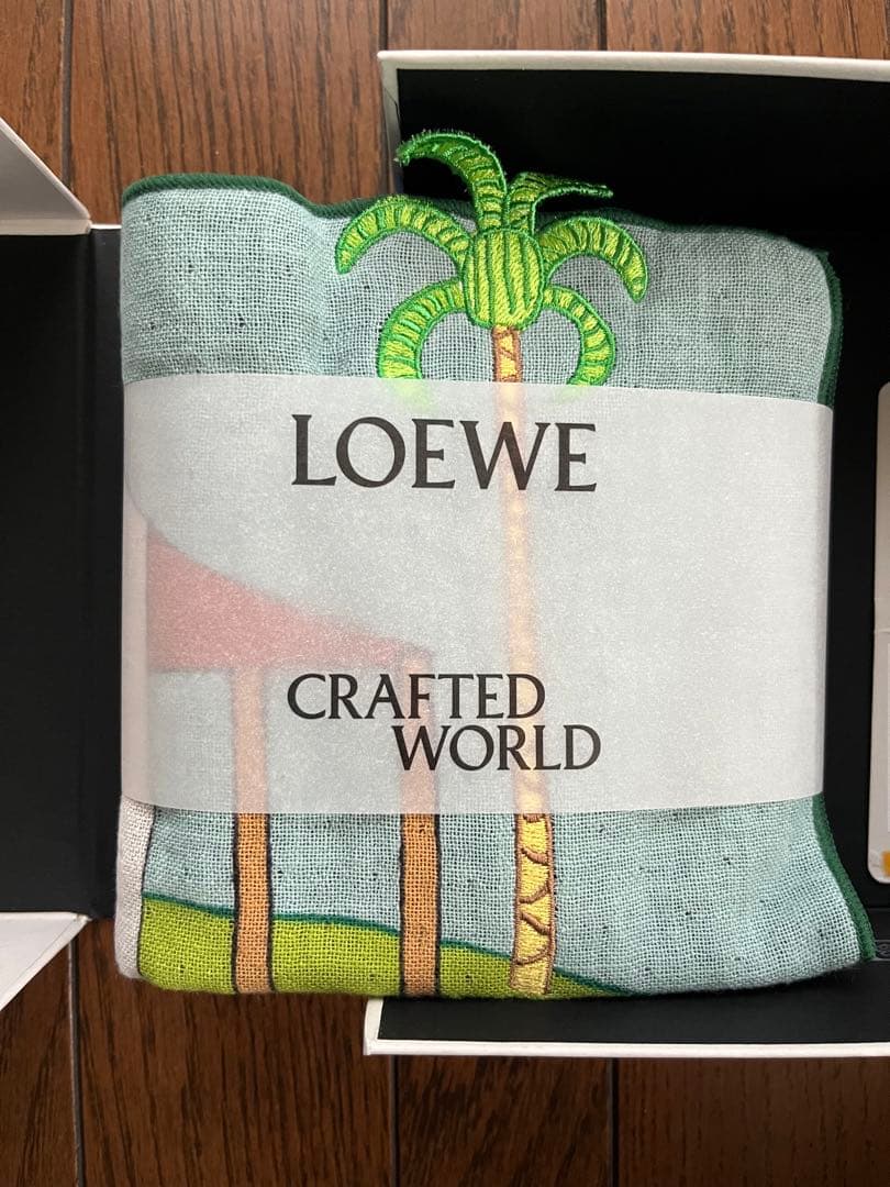 LOEWE ロエベ ロエベ クラフテッド・ワールド展 ハンカチ タオル