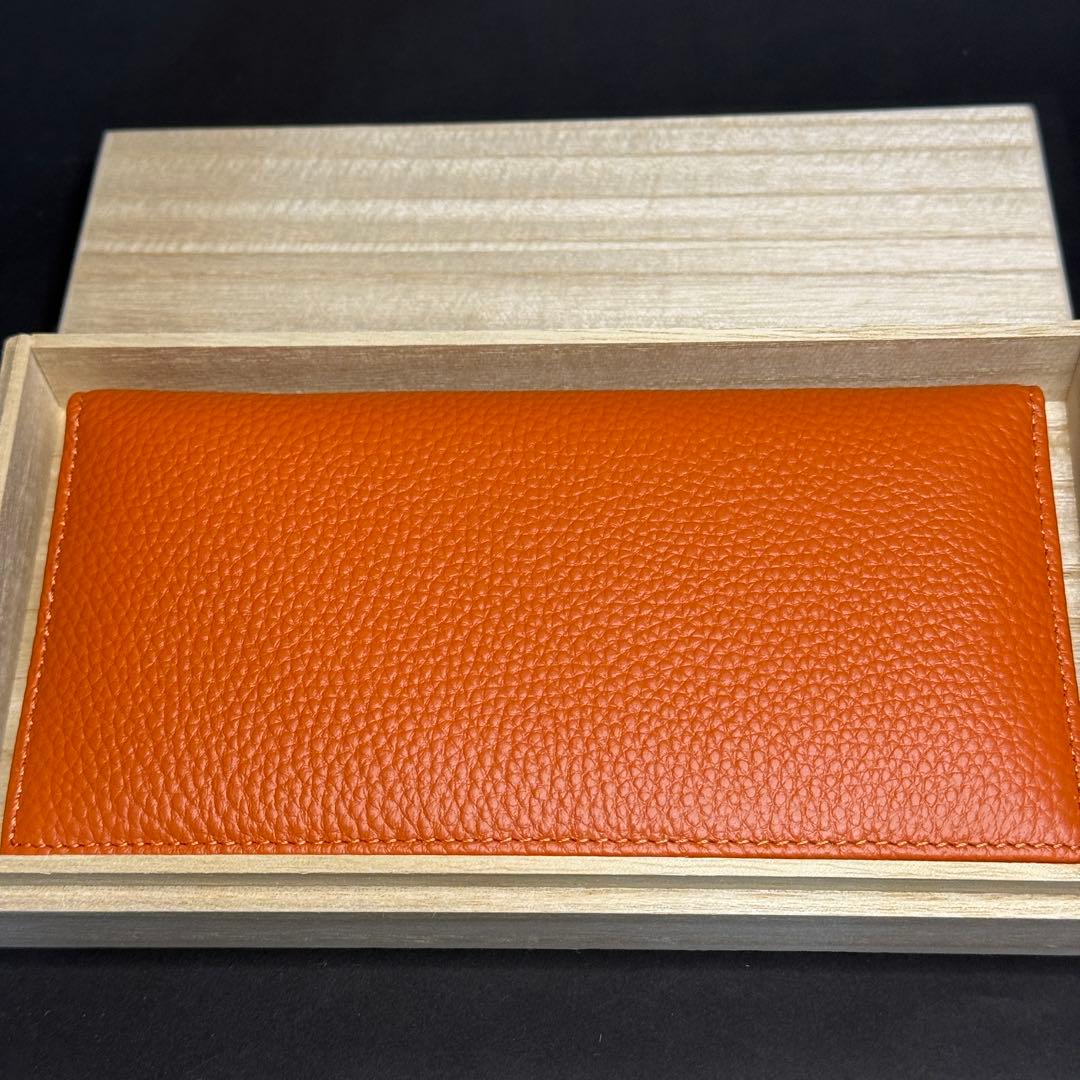 TAKU:皇居 限定 長財布 オレンジ色 貴重 新品未使用 プレゼント用に