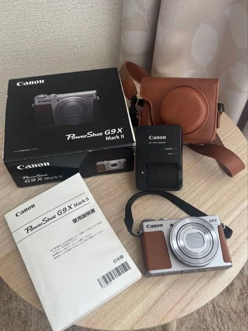 Canon PowerShot G9 X Mark II 本体と付属品