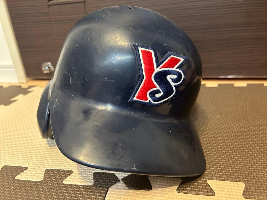 東京ヤクルトスワローズ　実使用ヘルメット