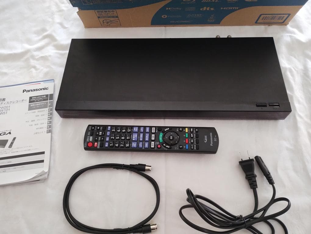 2022年製 Panasonic ブルーレイレコーダー DMR-2W51