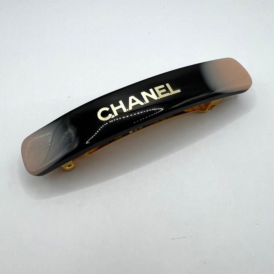 【極美品】シャネル バレッタ 髪飾り 髪留め ブランドロゴ ヘアアクセサリー