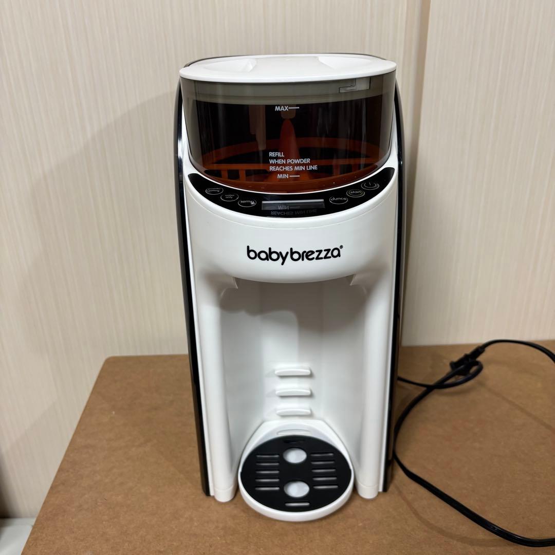 BabyBrezza ベビーブレッツァ 全自動ミルクメーカー　ベビーブレザ