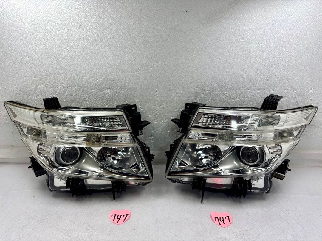 日産 エルグランド E52前期 左右セット ヘッドライト 100-23009