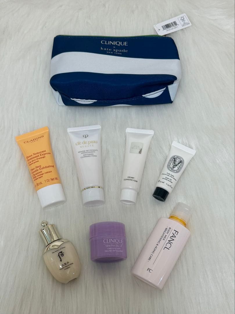 【最低価格！！まとめ売り！！】デパコス・スキンケア・ポーチ・バックまで！