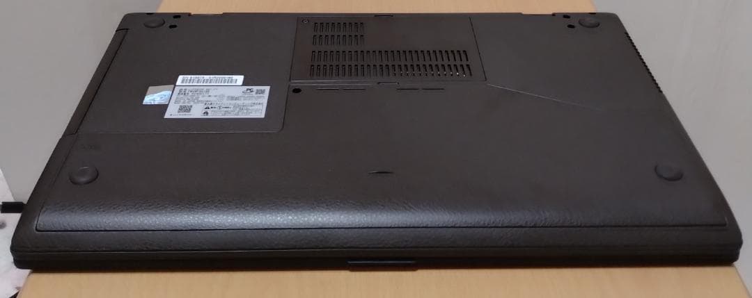 富士通10世代 i7 SSD960GB+HDD1TB メモリ32Gブルーレイ