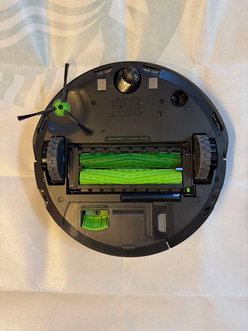 iRobot Roomba j7+ ロボット掃除機