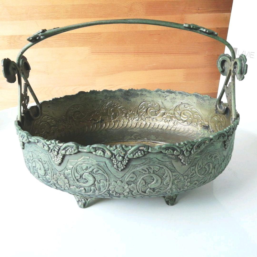 アンティーク調インド彫金籠、他槌目叩き、