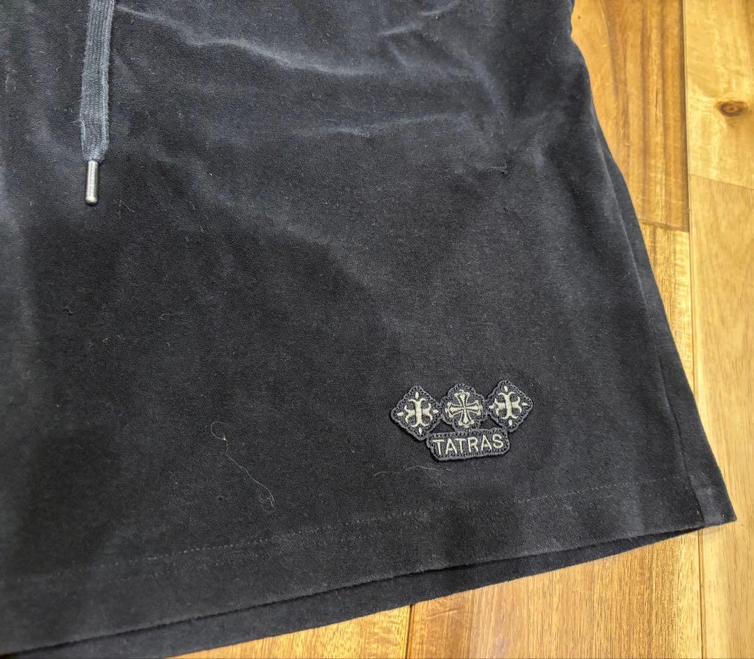 完売品TATRAS FUSSA メンズ ショートパンツ サイズ3 ブラック