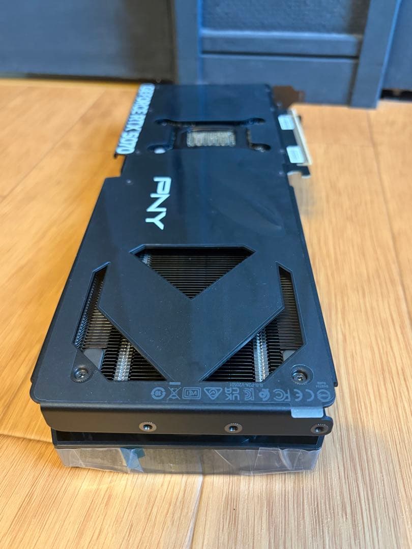 GeForce RTX 5070 12GB OC版 2028年10月まで保証有