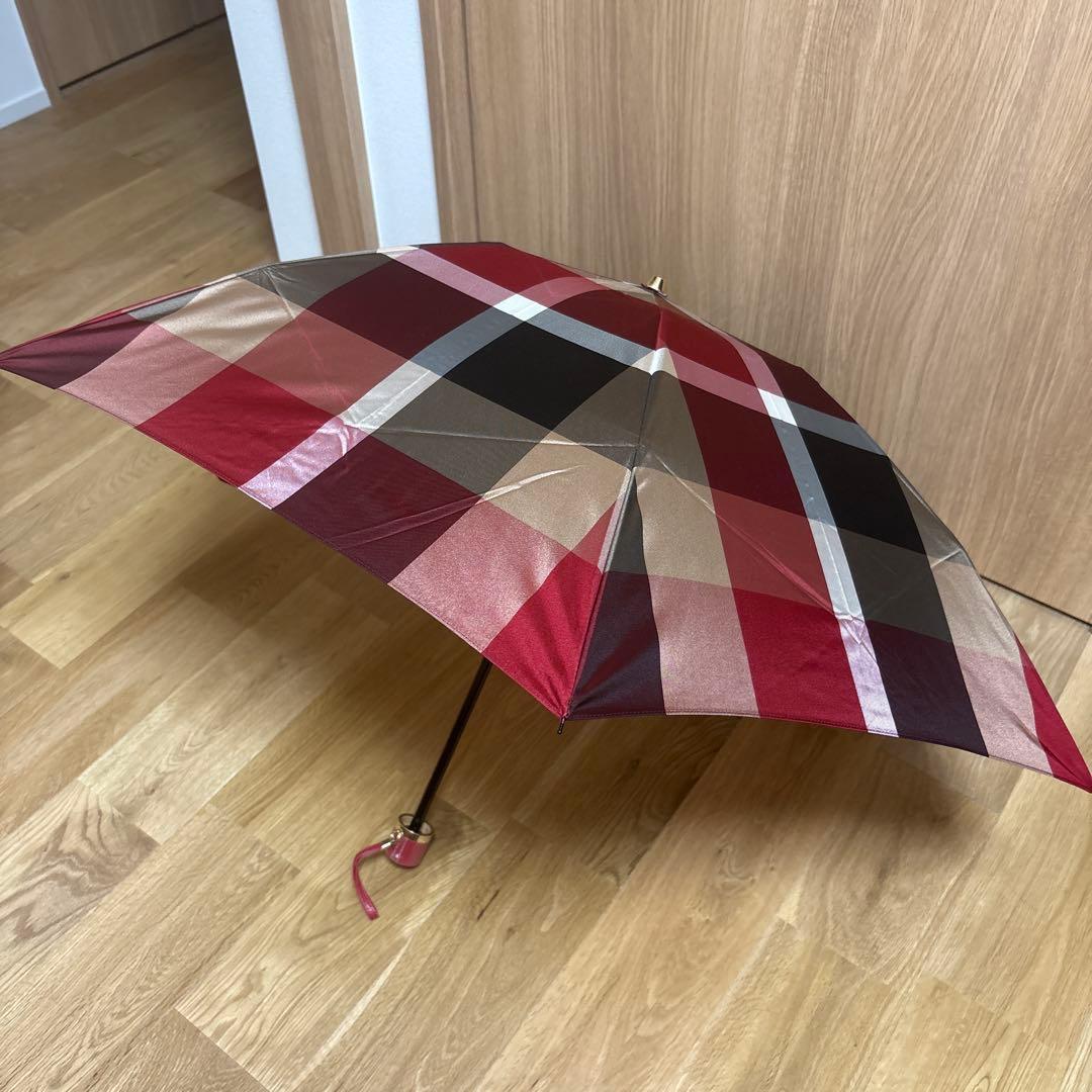 バーバリークレストブリッジ　折り畳み傘　赤チェック　タグ無し