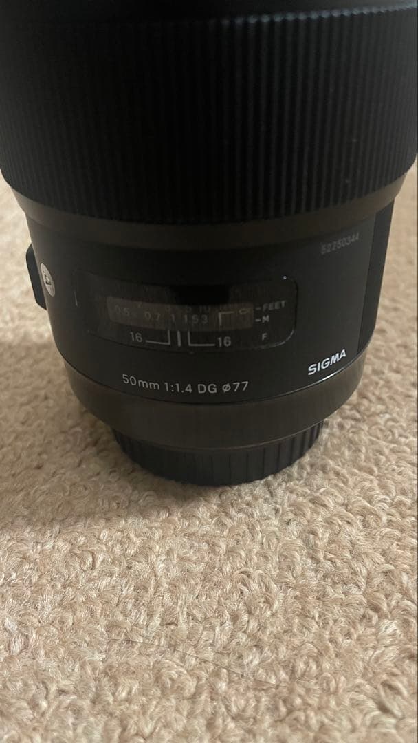 sigma 50mm F1.4 Art 単焦点レンズ EFマウント（外装割れ有）