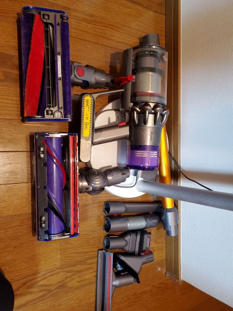 ダイソンSV１４ 分解清掃動作確認済み　純正スタンド付き