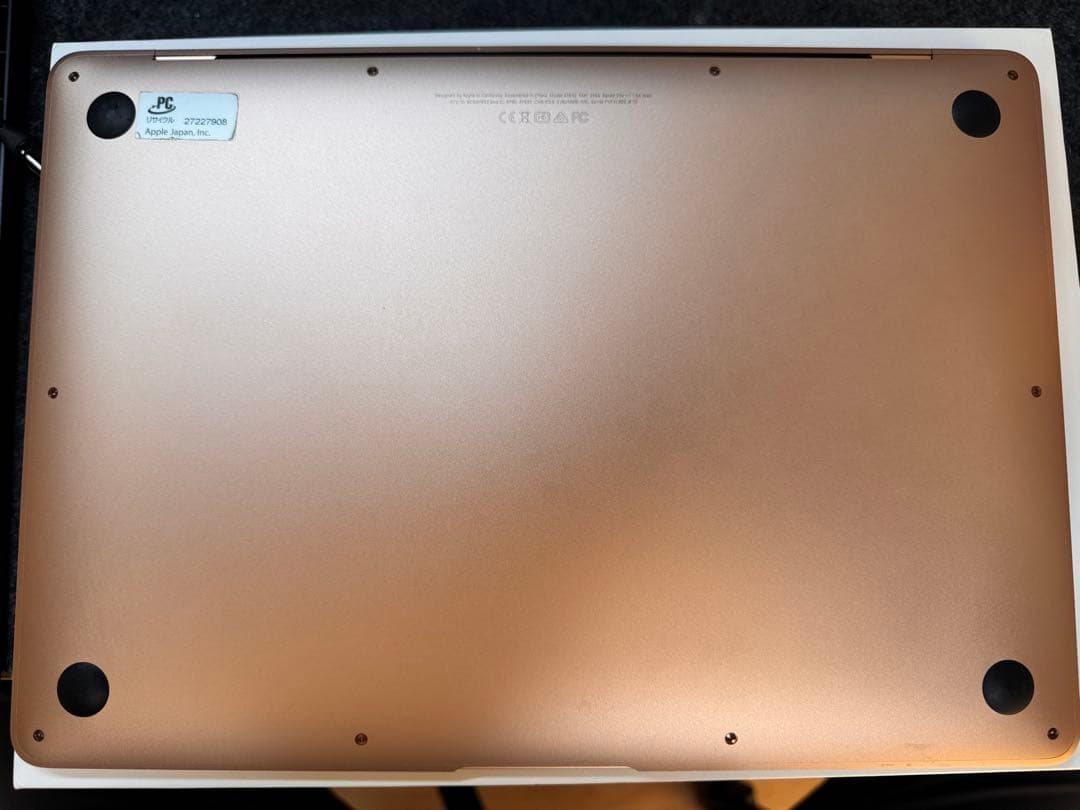 M*a様 【バッテリー交換必須】Macbook Air 2018 256GB
