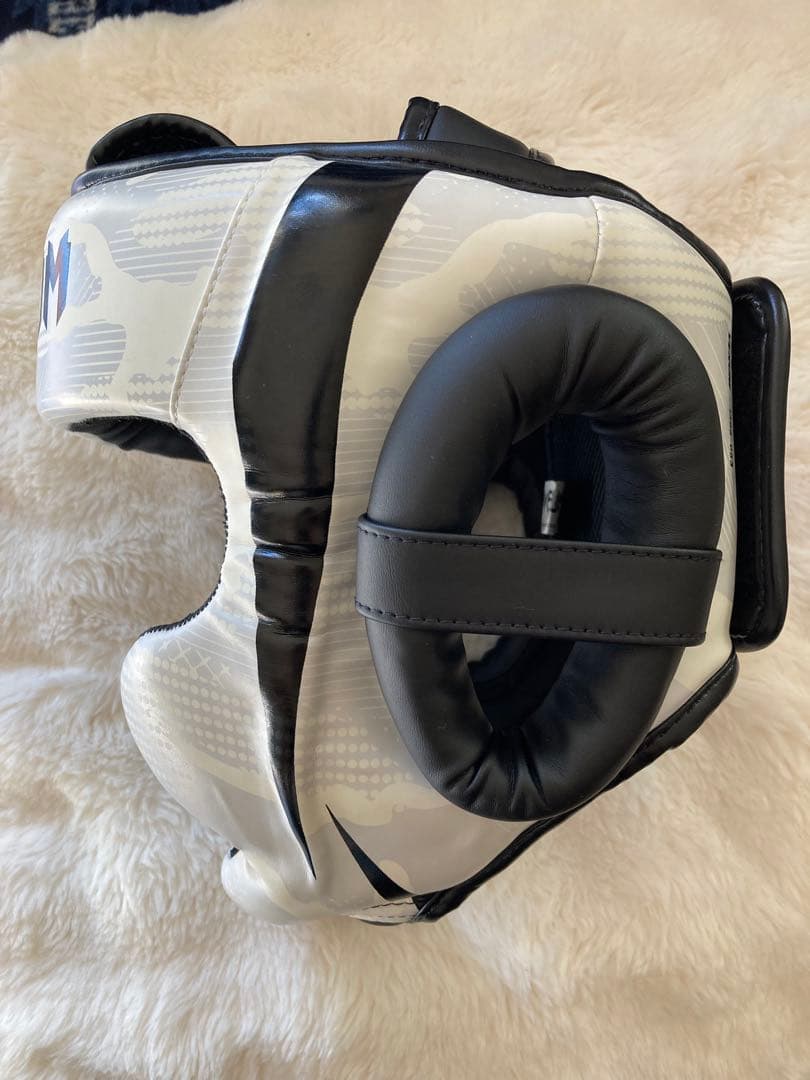 Venum Elite ヘッドギア - ホワイト/カモ　Mサイズ