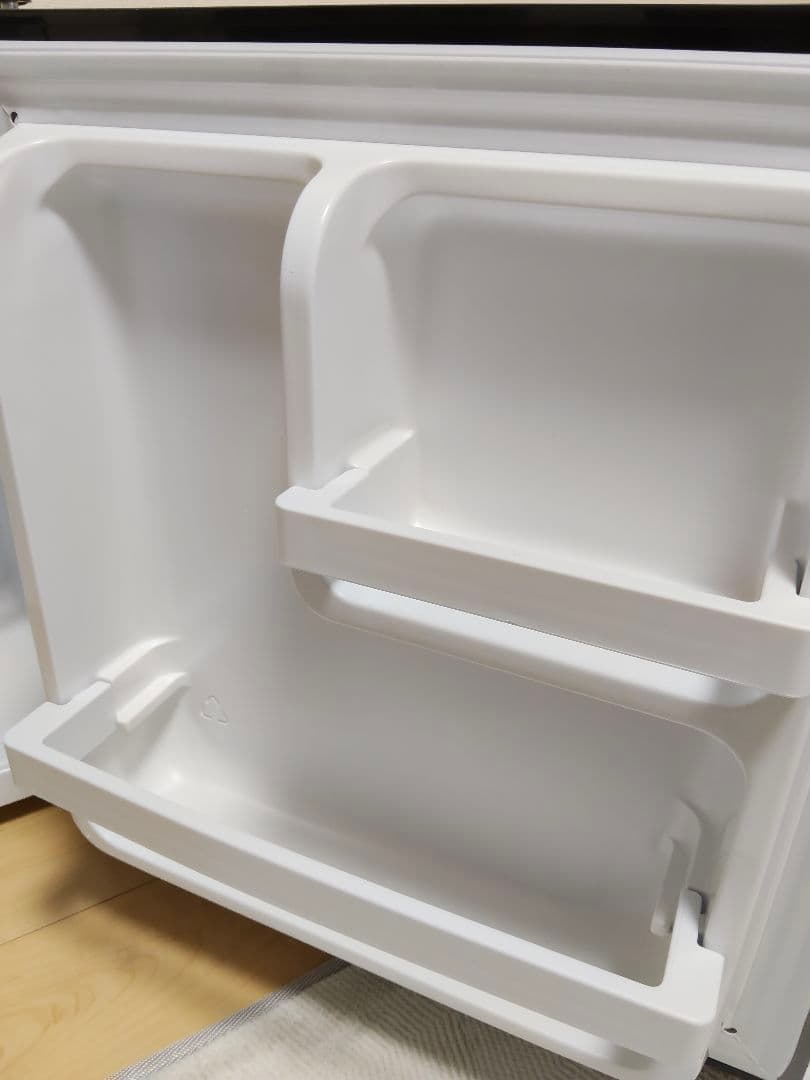 ヘアライン調　小型冷蔵庫　おまけ付き