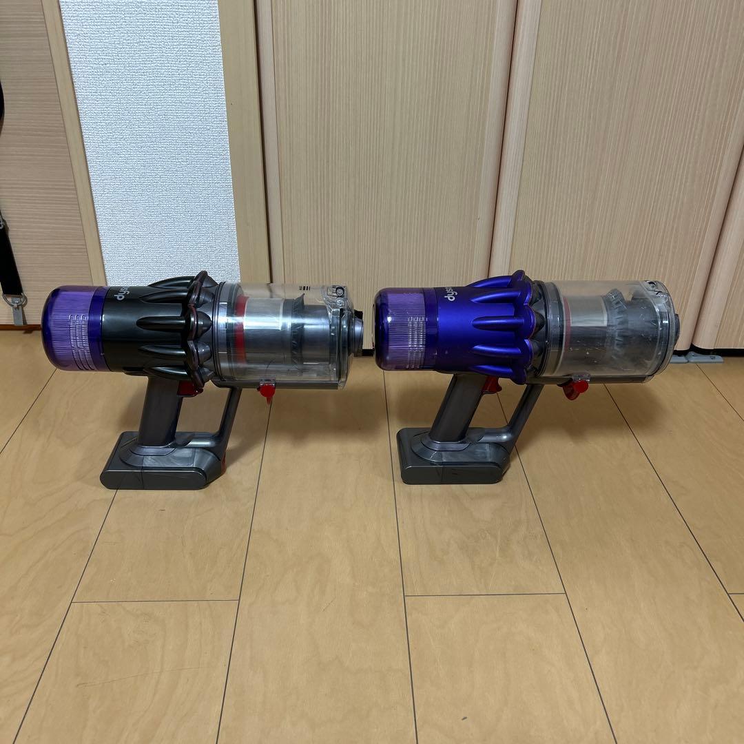 dyson ダイソン　sv18 本体のみ　2台セット　ジャンク扱い