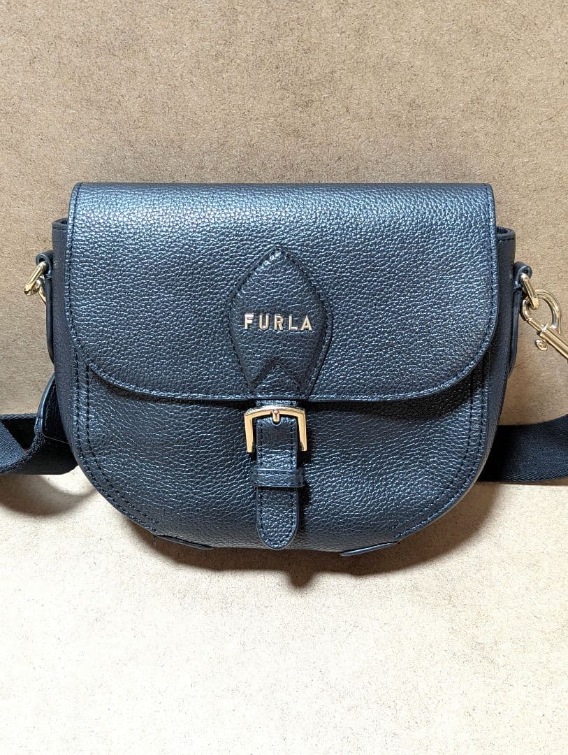 【FURLA】良品☆ウラニアショルダーバッグブラック レザー☆シンプル